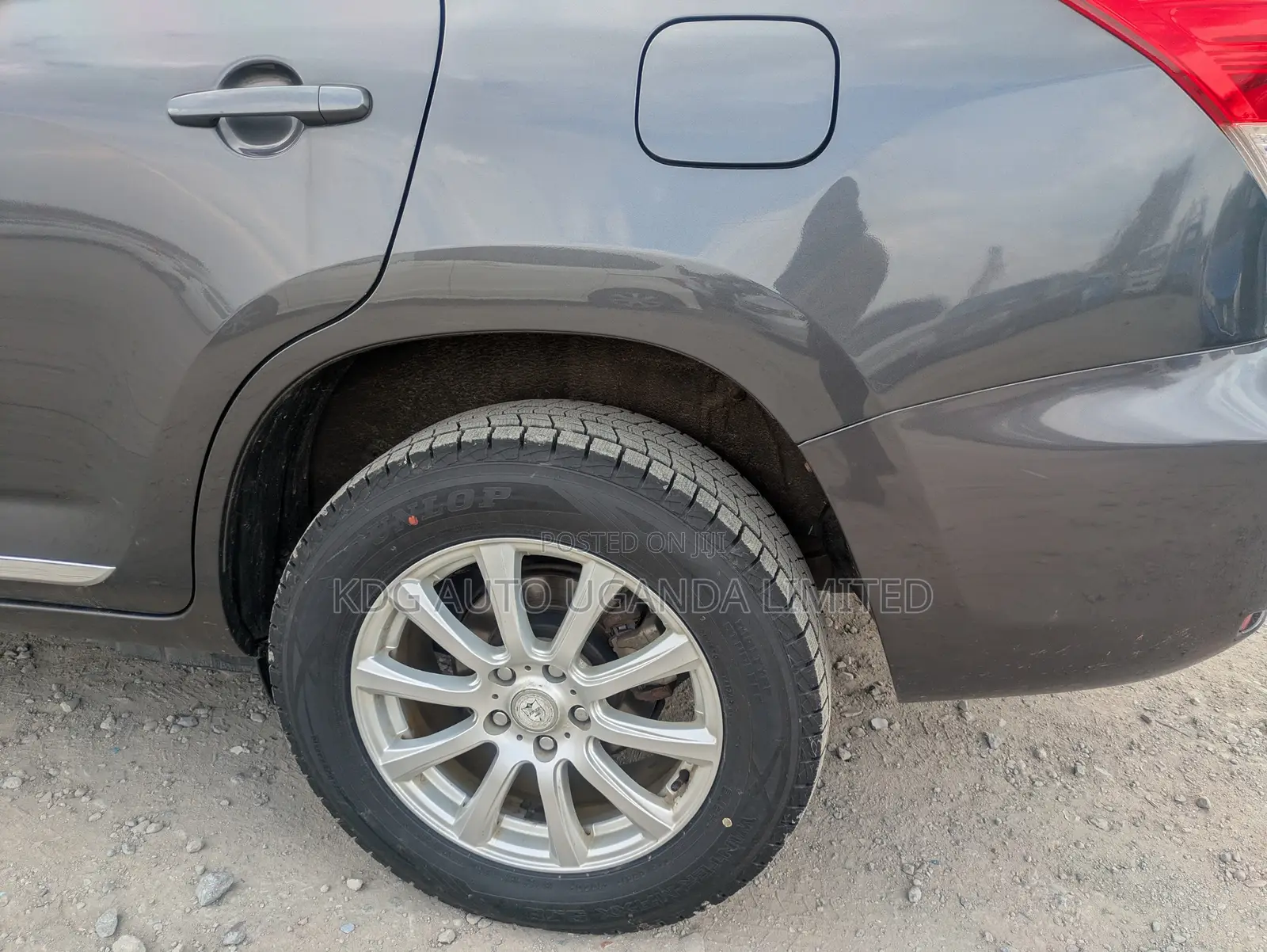 Toyota Vanguard 2013 Gray