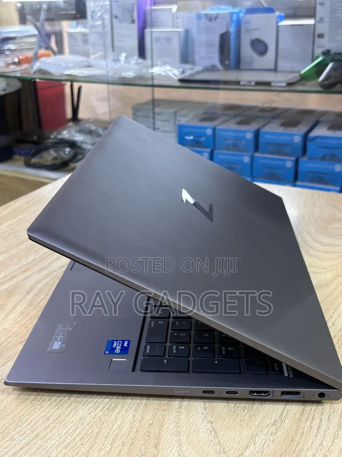 New Laptop HP ZBook 14u G6 16GB Intel Core i7 SSD 256GB