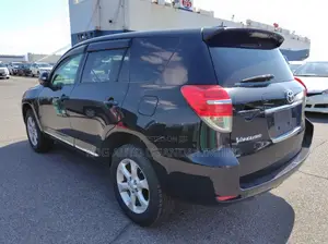 Toyota Vanguard 2011 Black