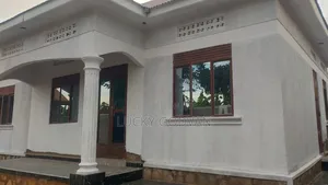 3bdrm Bungalow in Kira for rent