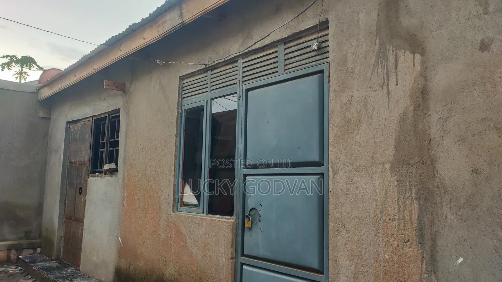 3bdrm Bungalow in Kira for rent