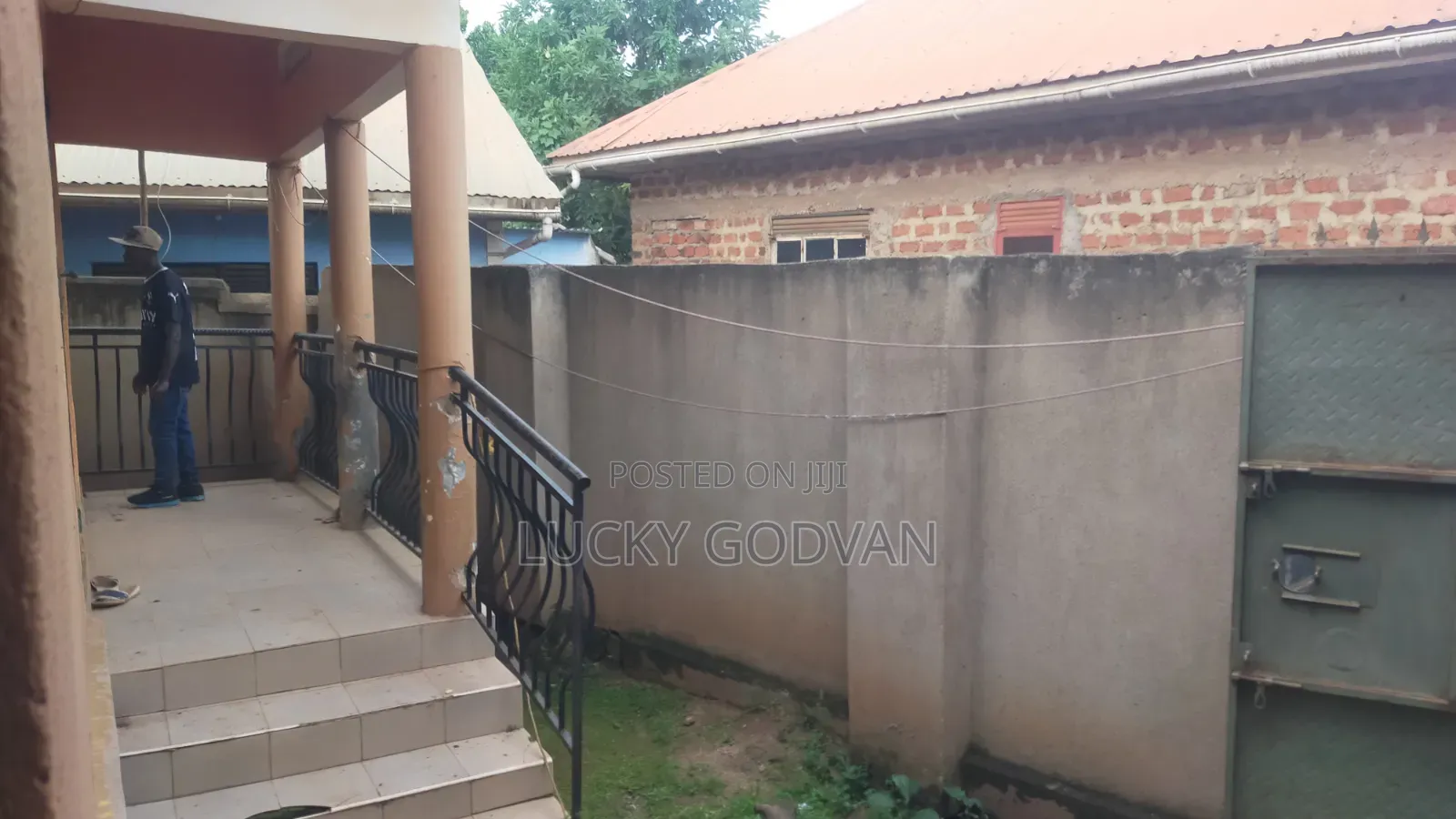 2bdrm Bungalow in Kira for sale