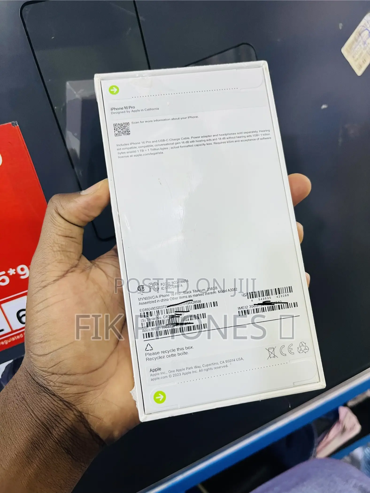 New Apple iPhone 16 Pro 256 GB Black