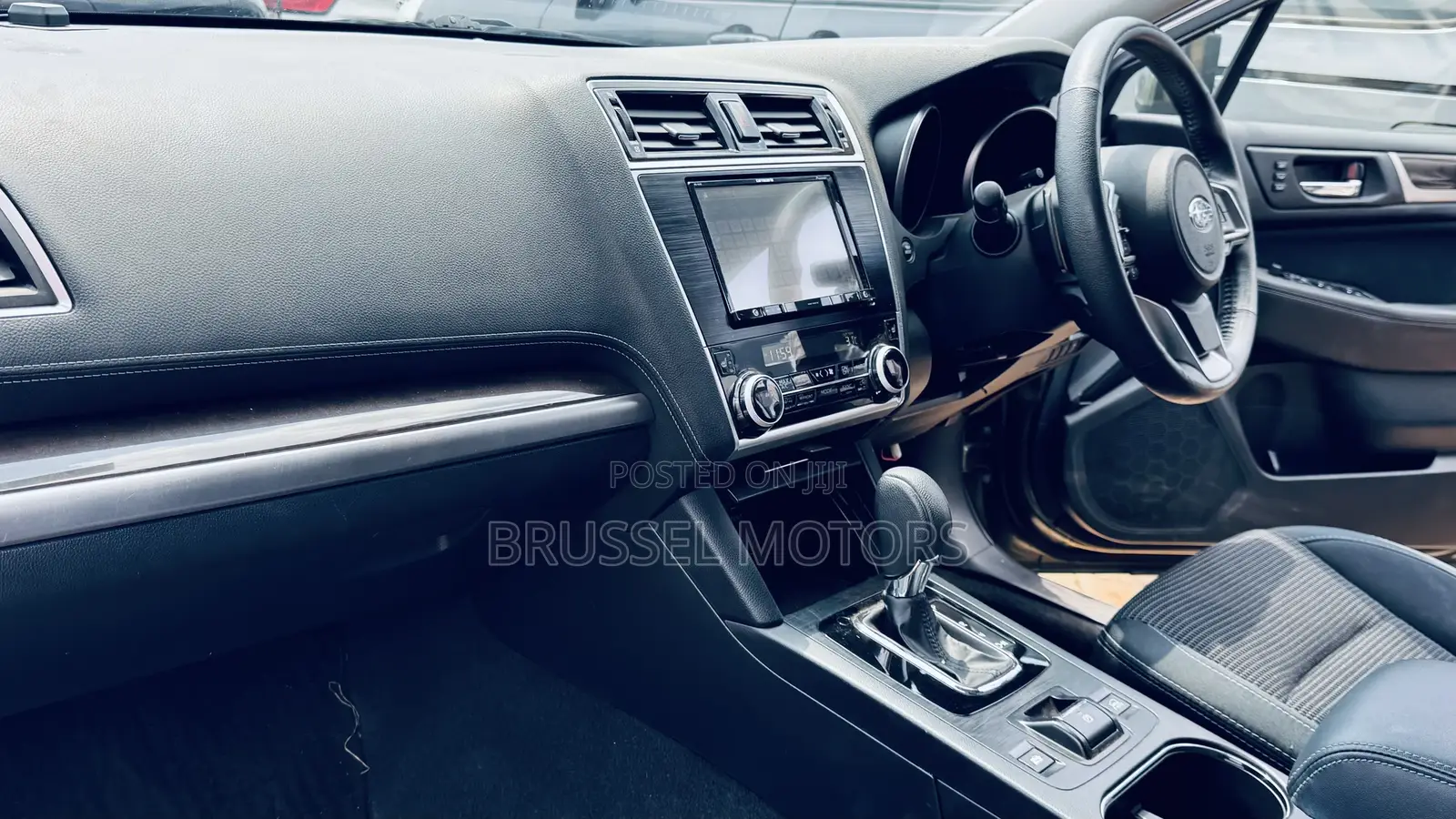 Subaru Outback 2.5i Premium AWD 2018 Green