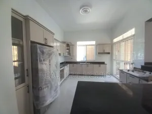 Furnished 4bdrm Bungalow in Kitende Entebbe Road, Ssabagabo-Makindye