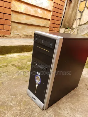 Desktop Computer Fujitsu Esprimo P757/E94+ 8GB Intel Core i5 HDD 500GB