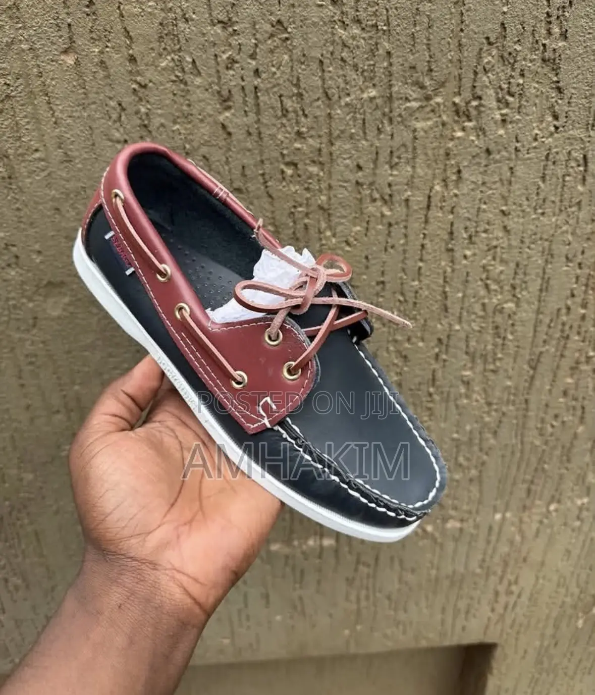 Classic Men Docksides Leather Sebago in Stock