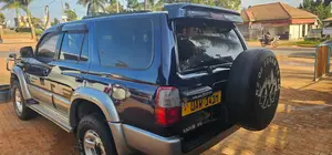 Toyota Hilux 1998 Blue