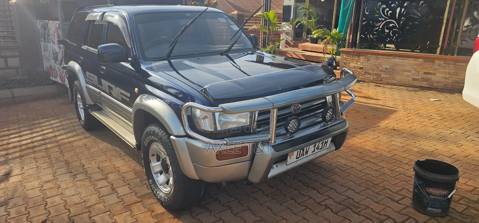 Toyota Hilux 1998 Blue