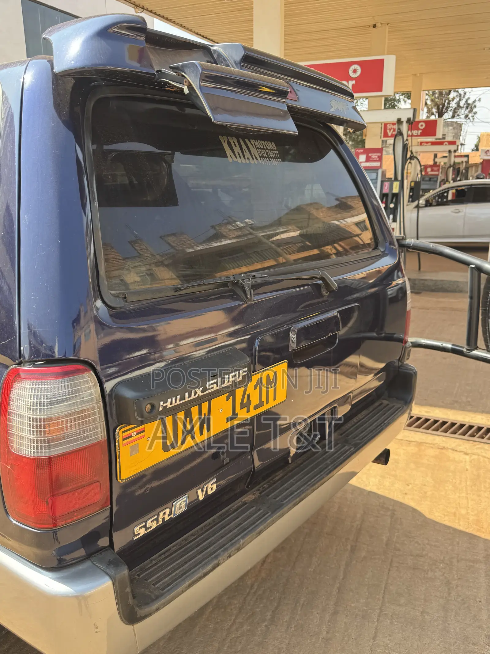 Toyota Hilux 1998 Blue