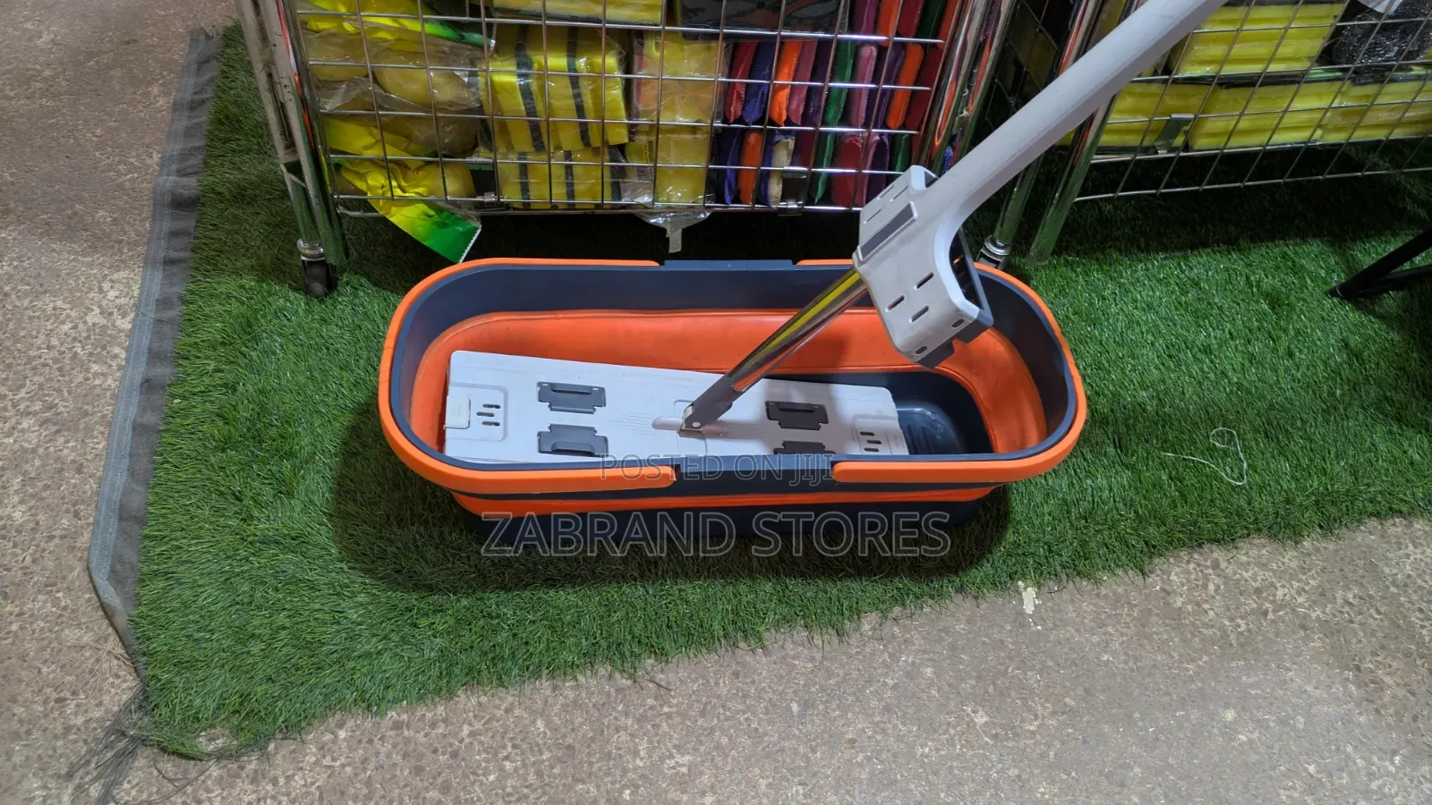 Foldable Mopper Bucket With Adjustable Self-Squeezing Mopper