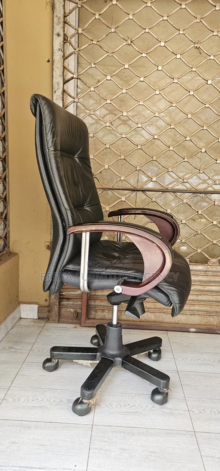 Pure Hard Leather Executive Mega Office Chair