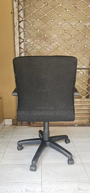 Refurbished Low Back Fabric Simple Chair