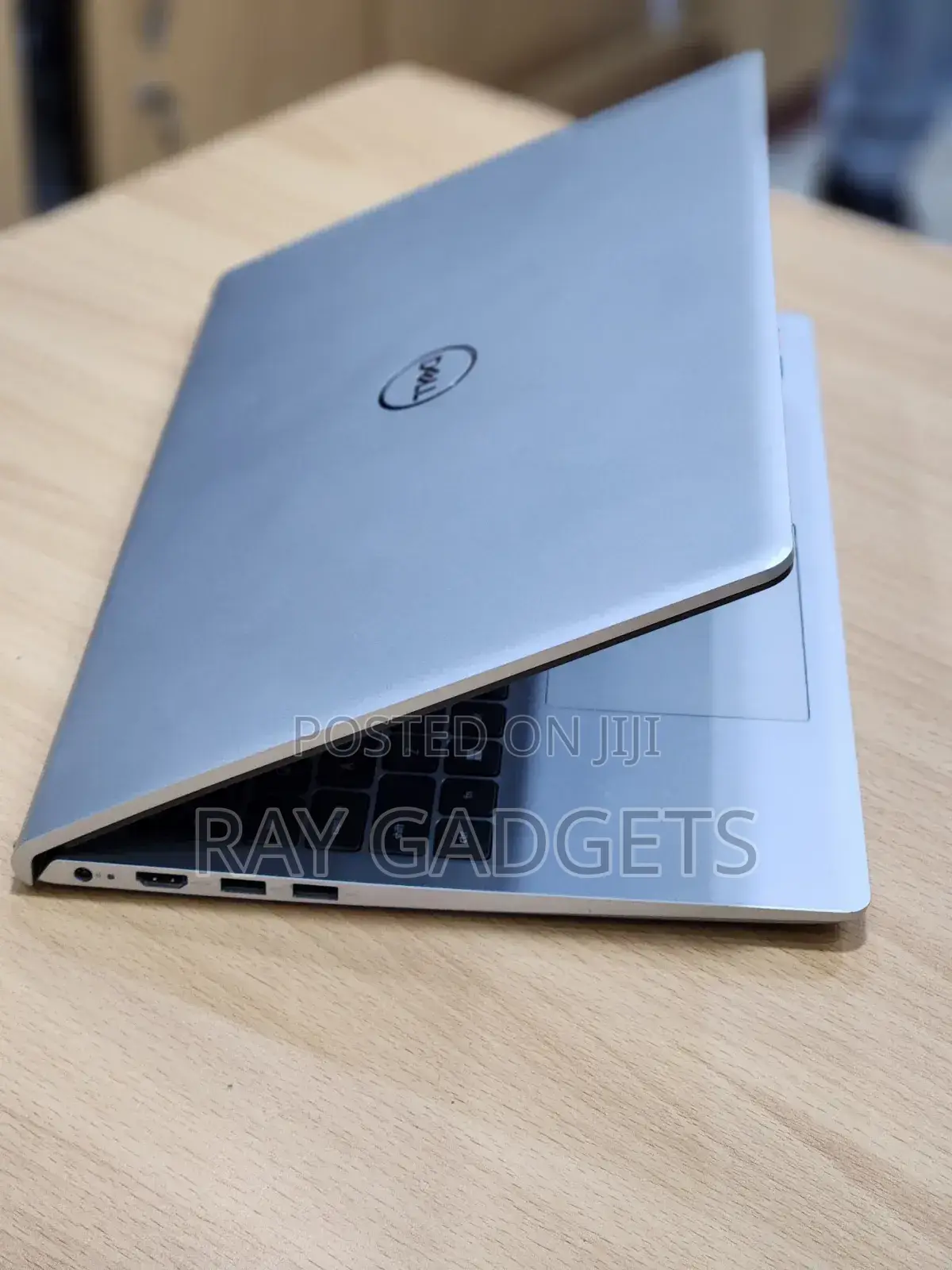 New Laptop Dell Inspiron 15 3521 4GB Intel Core i5 SSD 256GB