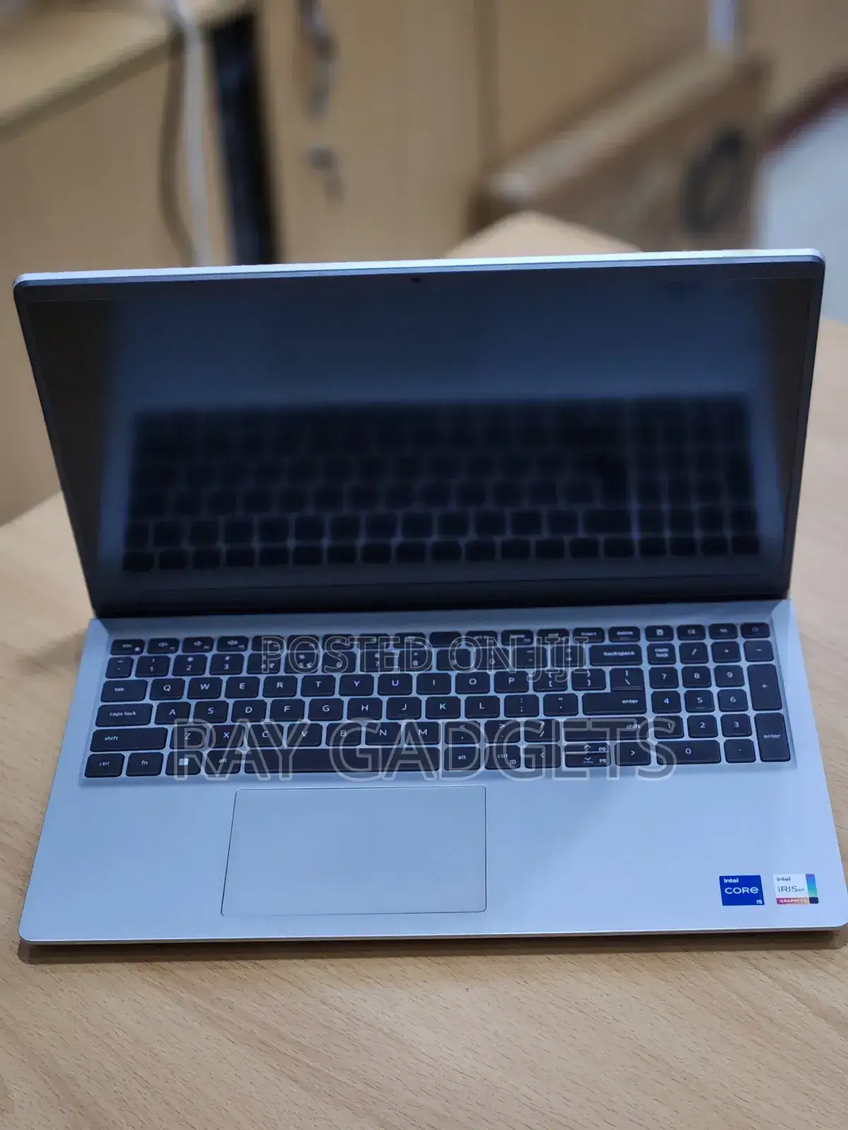 New Laptop Dell Inspiron 15 3521 4GB Intel Core i5 SSD 256GB