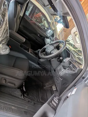 New Toyota Hilux 2025 Gray