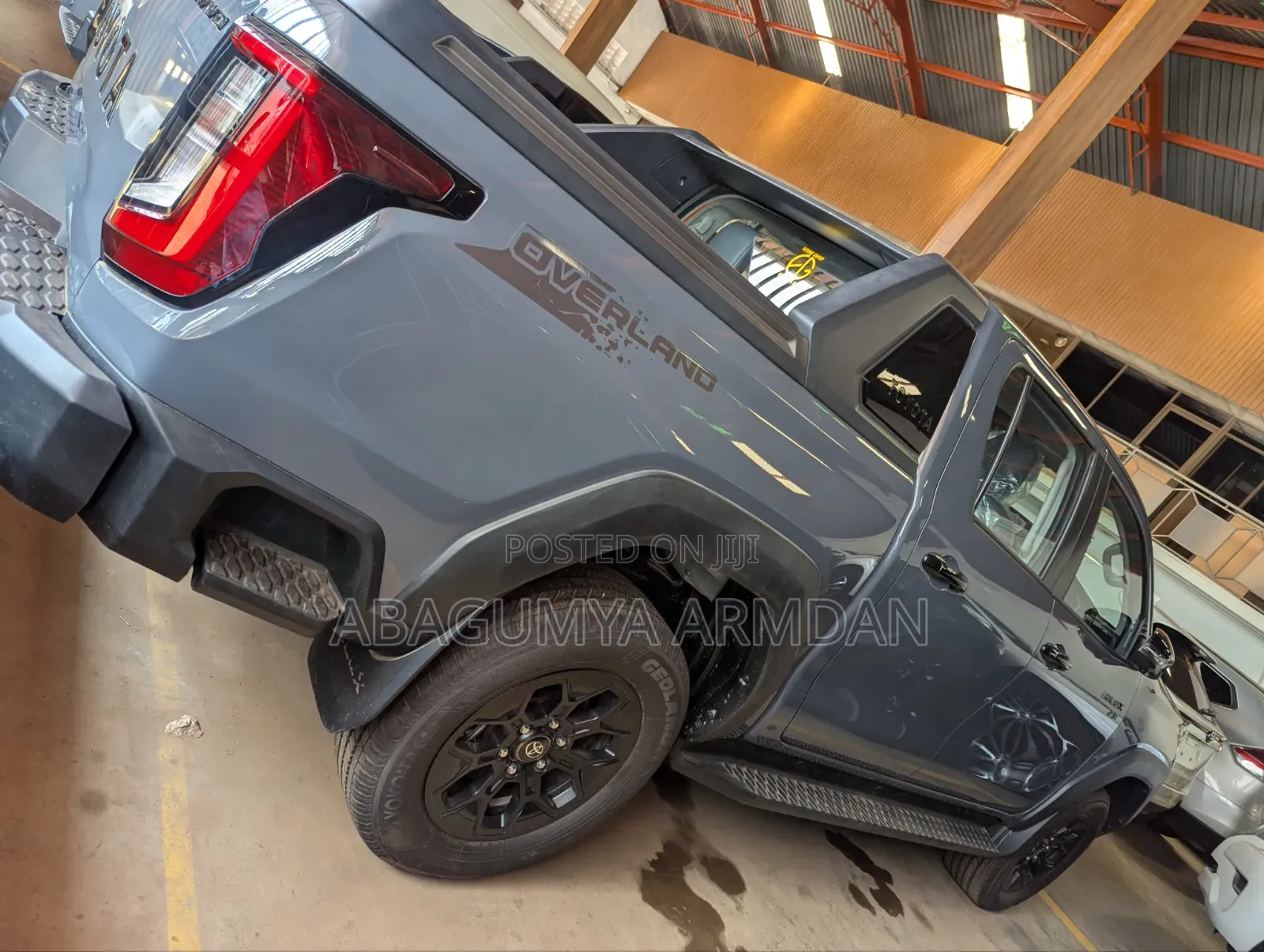 New Toyota Hilux 2025 Gray