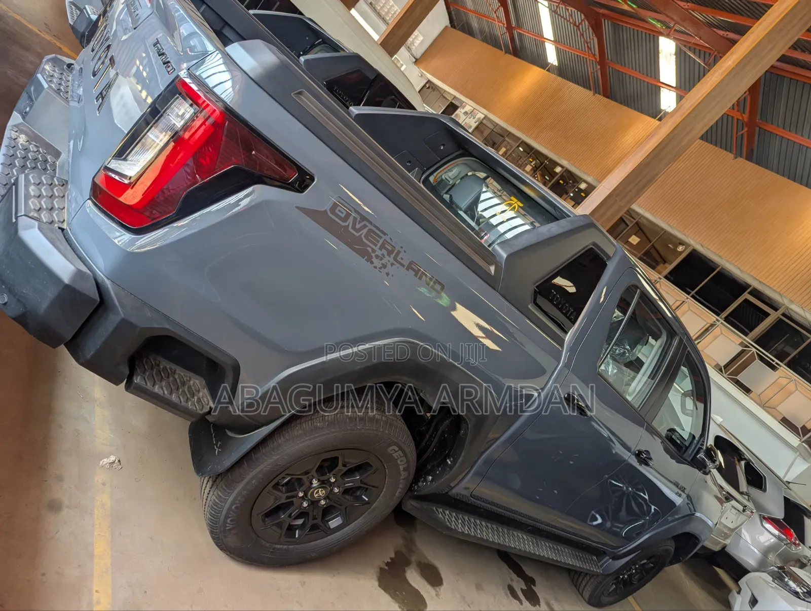 New Toyota Hilux 2025 Gray