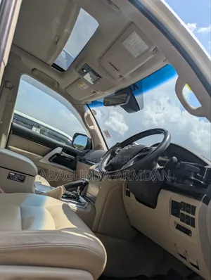 Toyota Land Cruiser 4.0 V6 EXR 2019 White