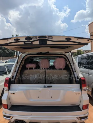 Toyota Land Cruiser 4.0 V6 EXR 2019 White