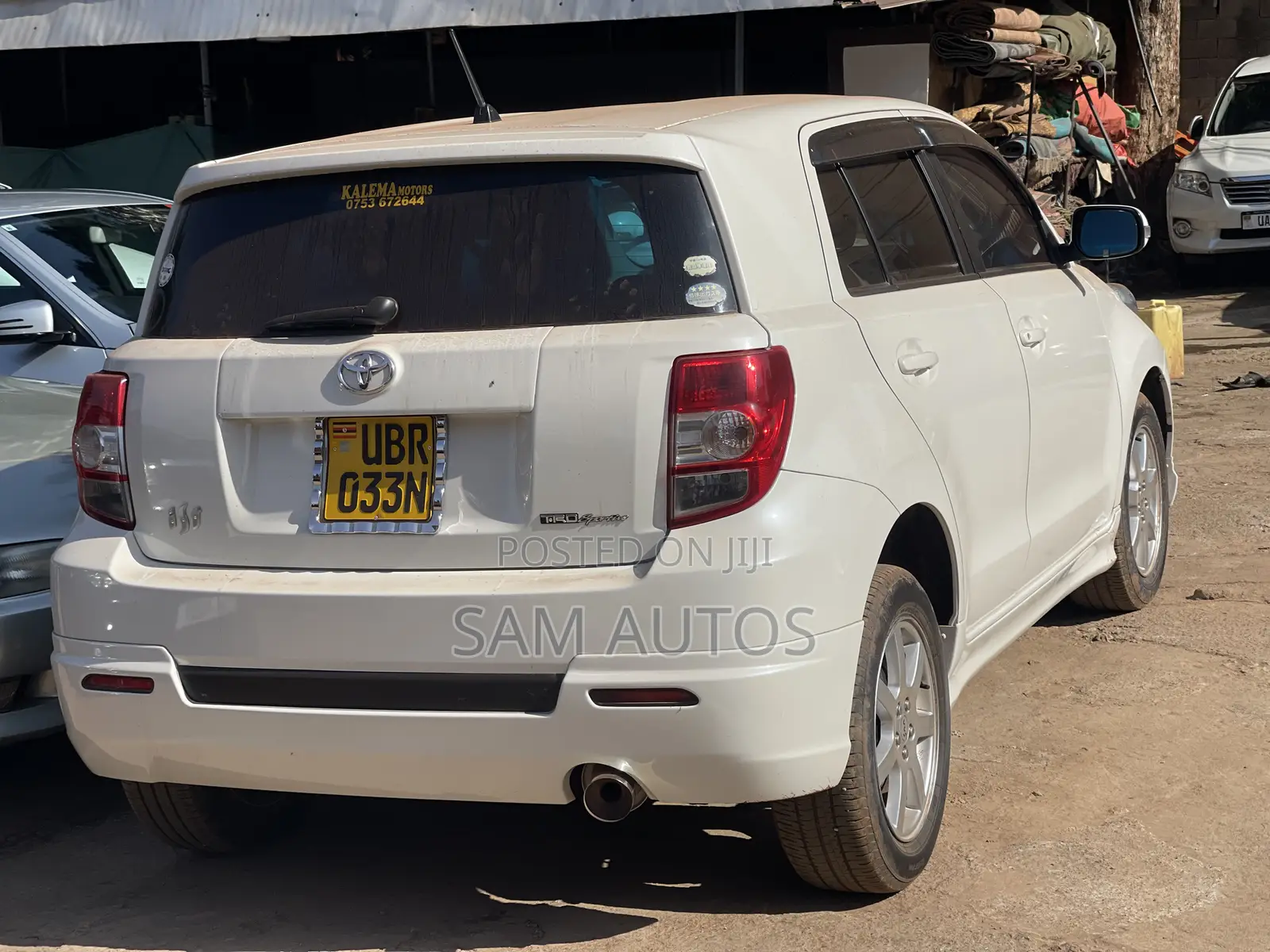 Toyota IST 2010 White