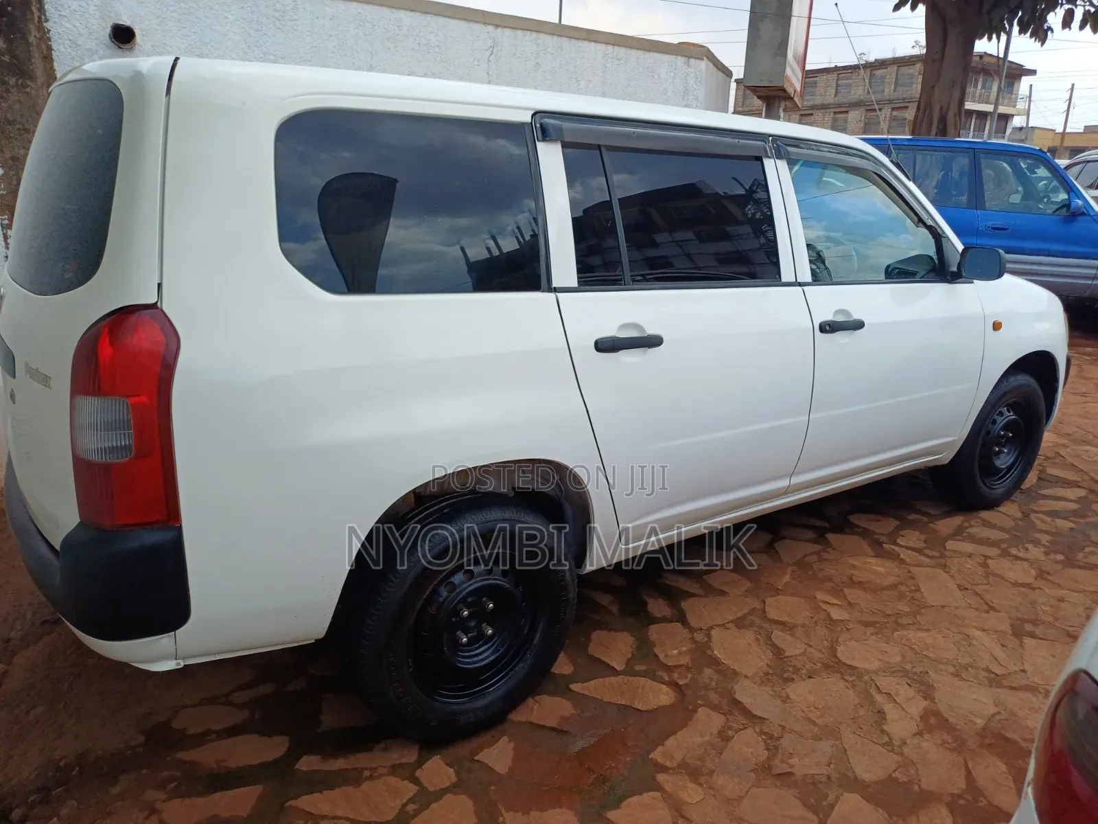 Toyota Probox 2007 White