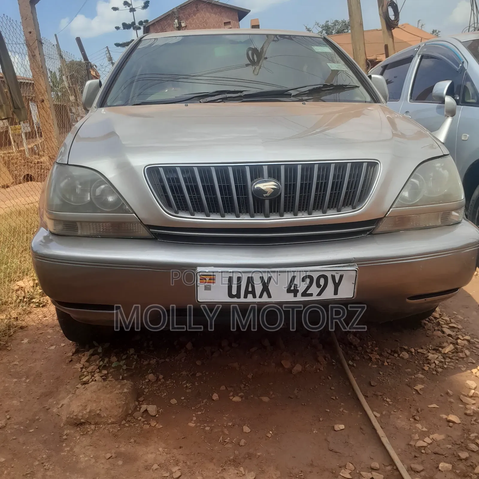 Toyota Harrier 2005 Gold
