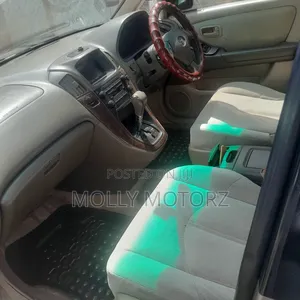Toyota Harrier 2005 Gold