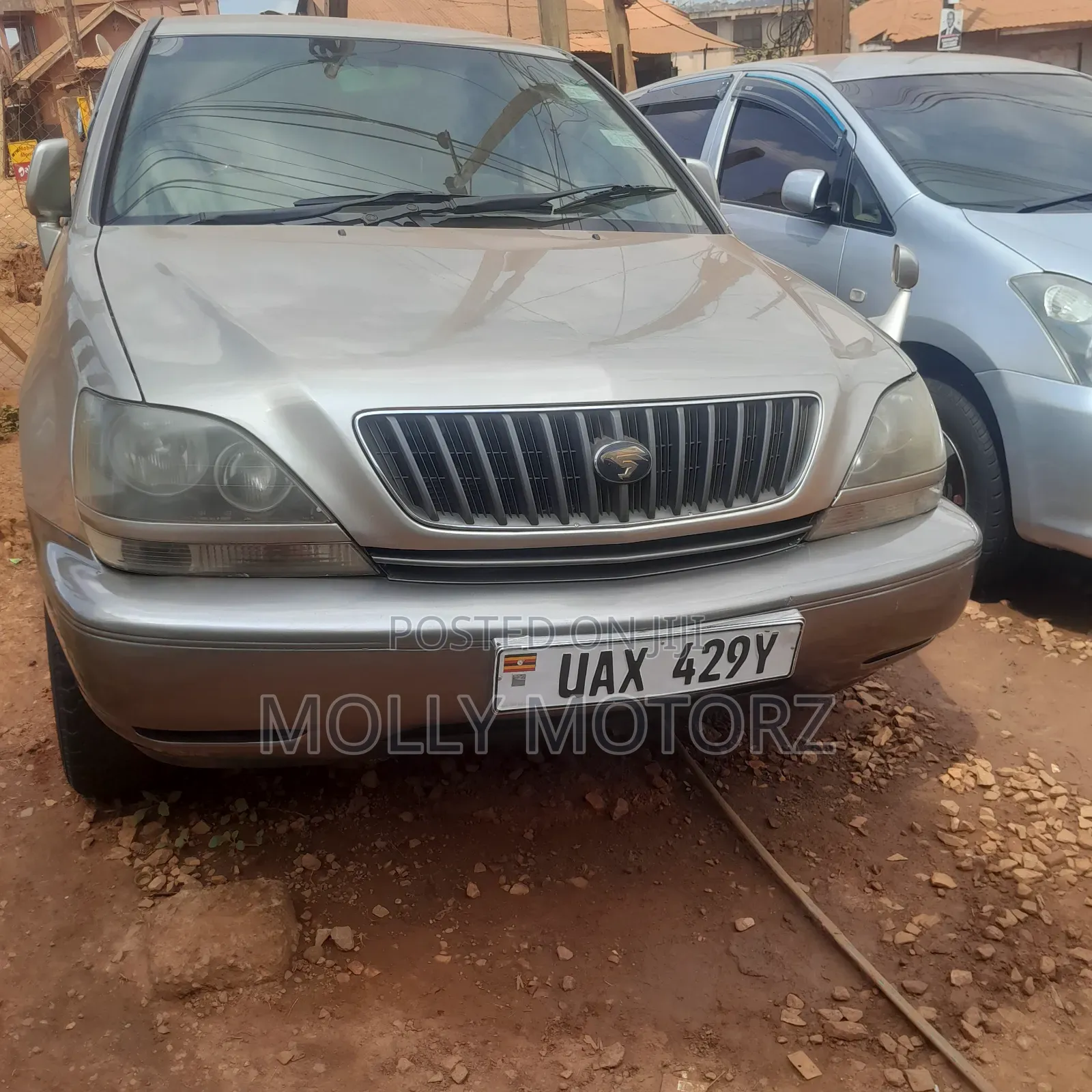 Toyota Harrier 2005 Gold