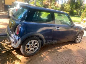 Mini Cooper 2006 Blue