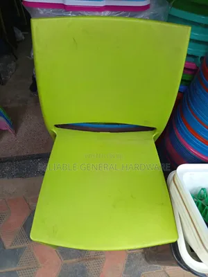 Plastic Chair for Restaurant or Garden