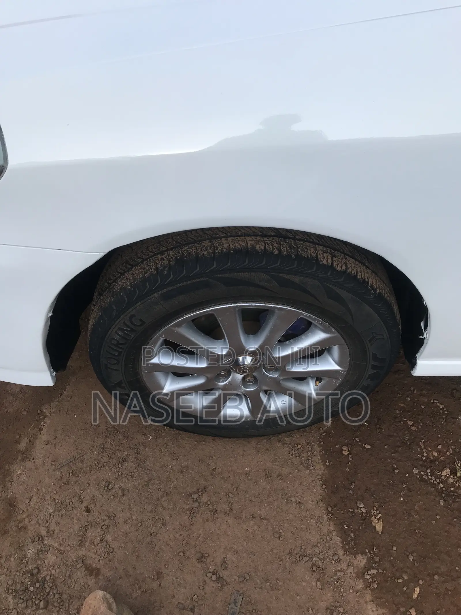 Toyota Mark II 2002 White