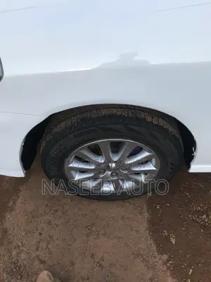 Toyota Mark II 2002 White