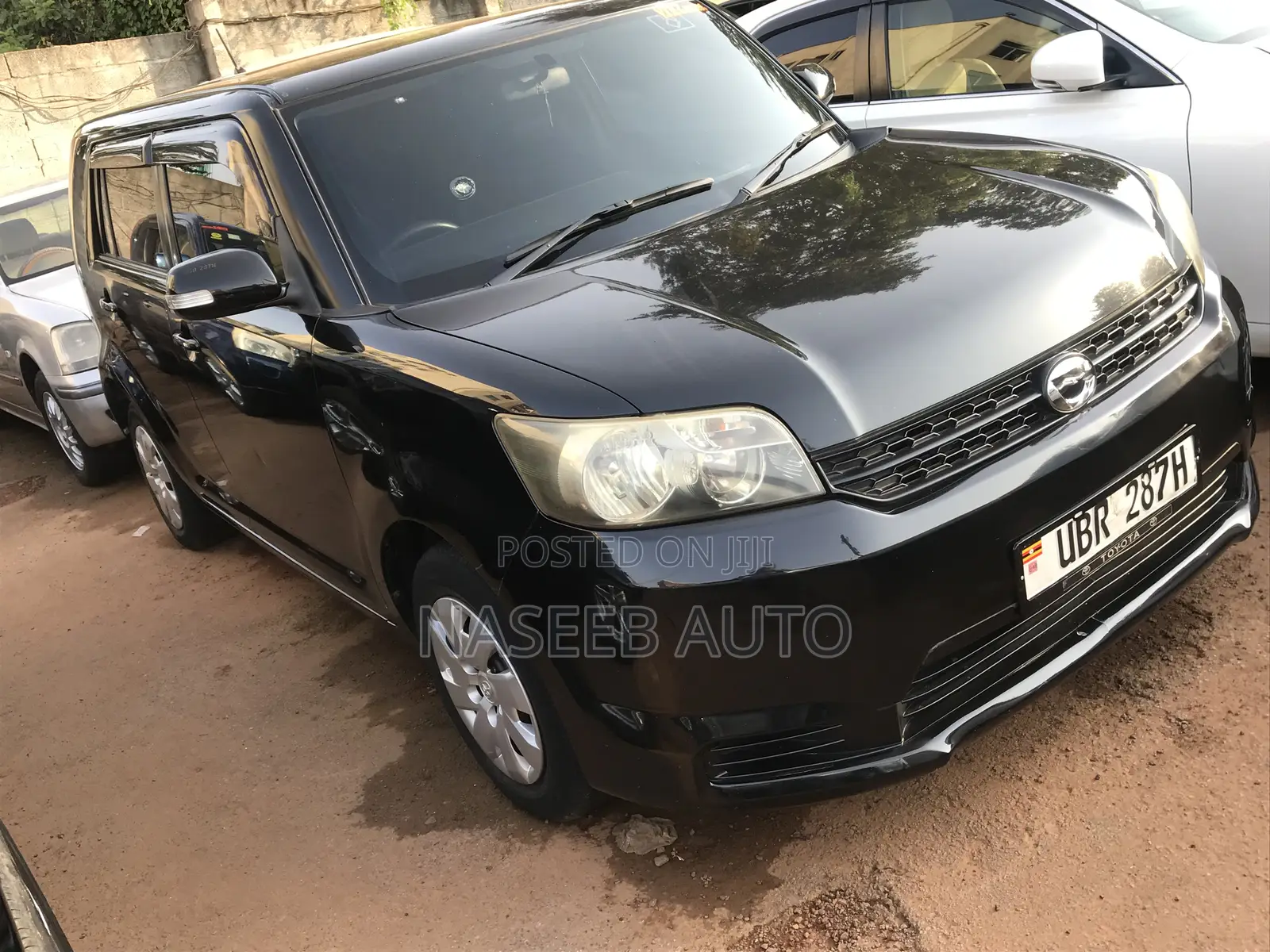 Toyota Corolla Rumion 2011 Black