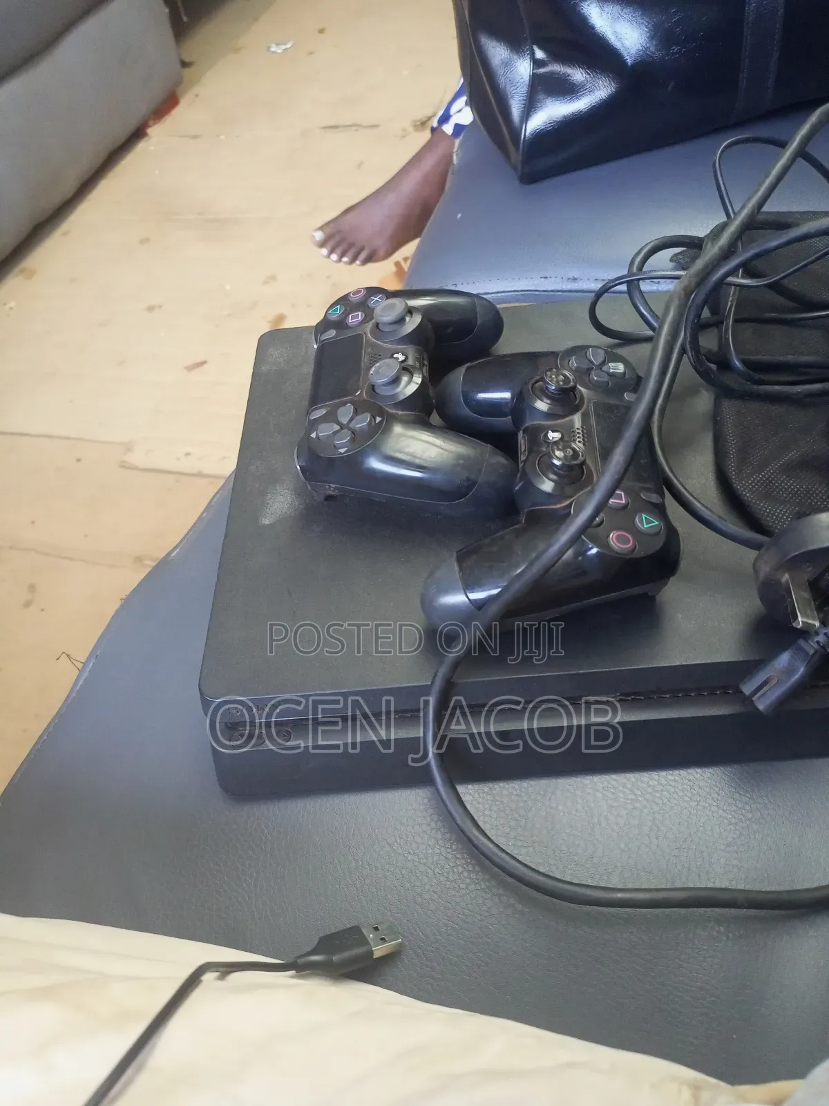 Ps4 Slim Console