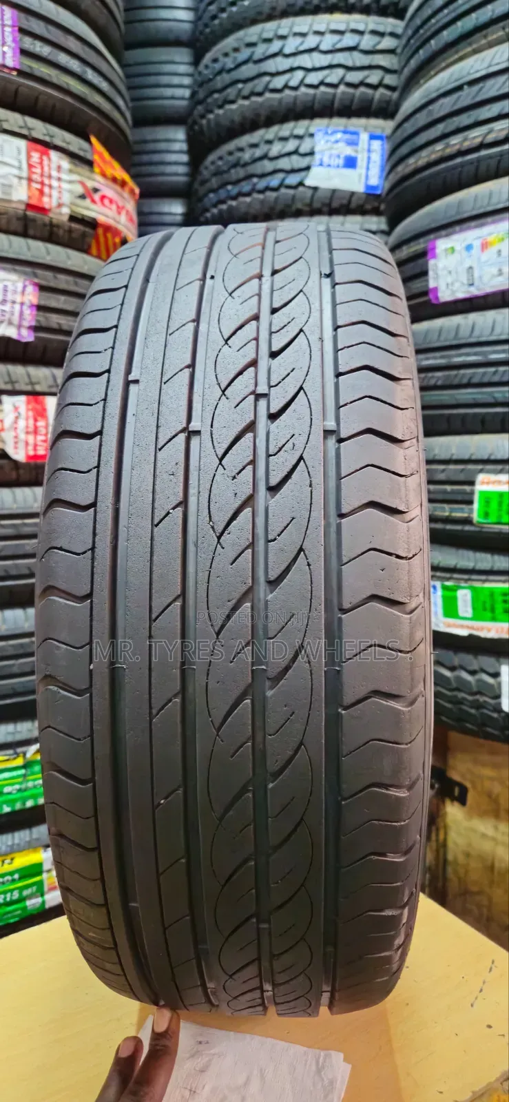 215 45 R17 Joyroad Sport Cars  Were a U Used but Still Gd Tire.