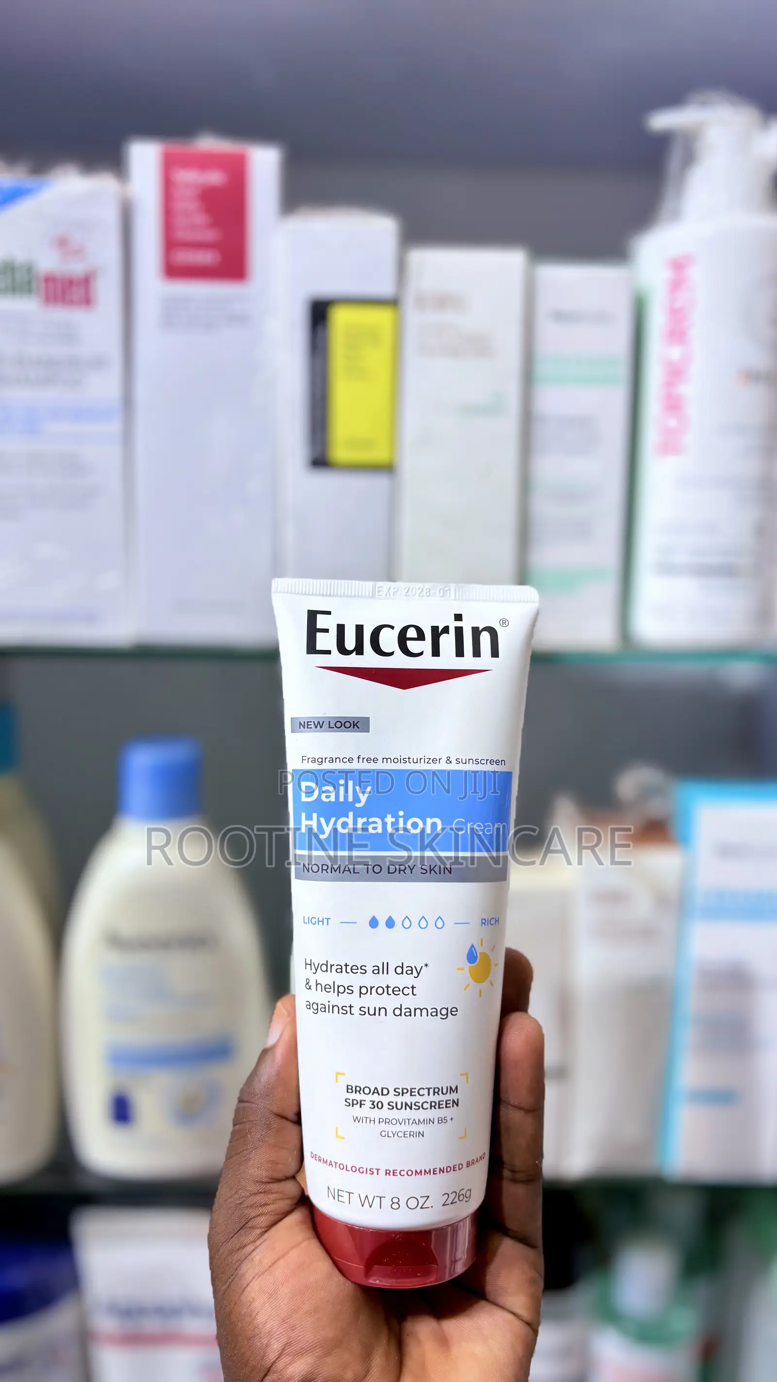Eucerin Daily Hydration Cream Normal to Dry Skin SPF 30 (New Look)