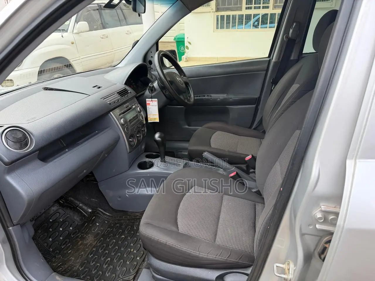 Mazda Demio 2009 Silver