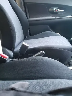 Toyota IST 2009 Silver