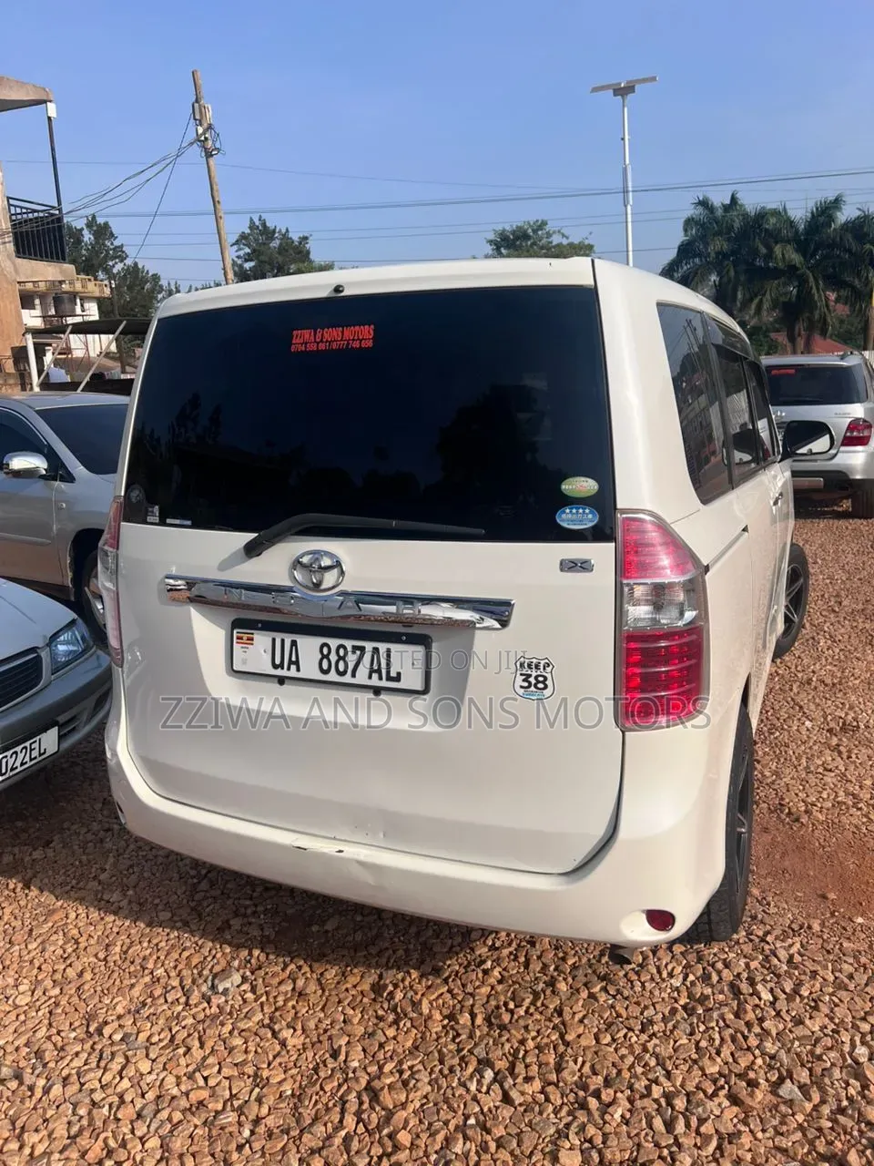 Toyota Noah 2016 White