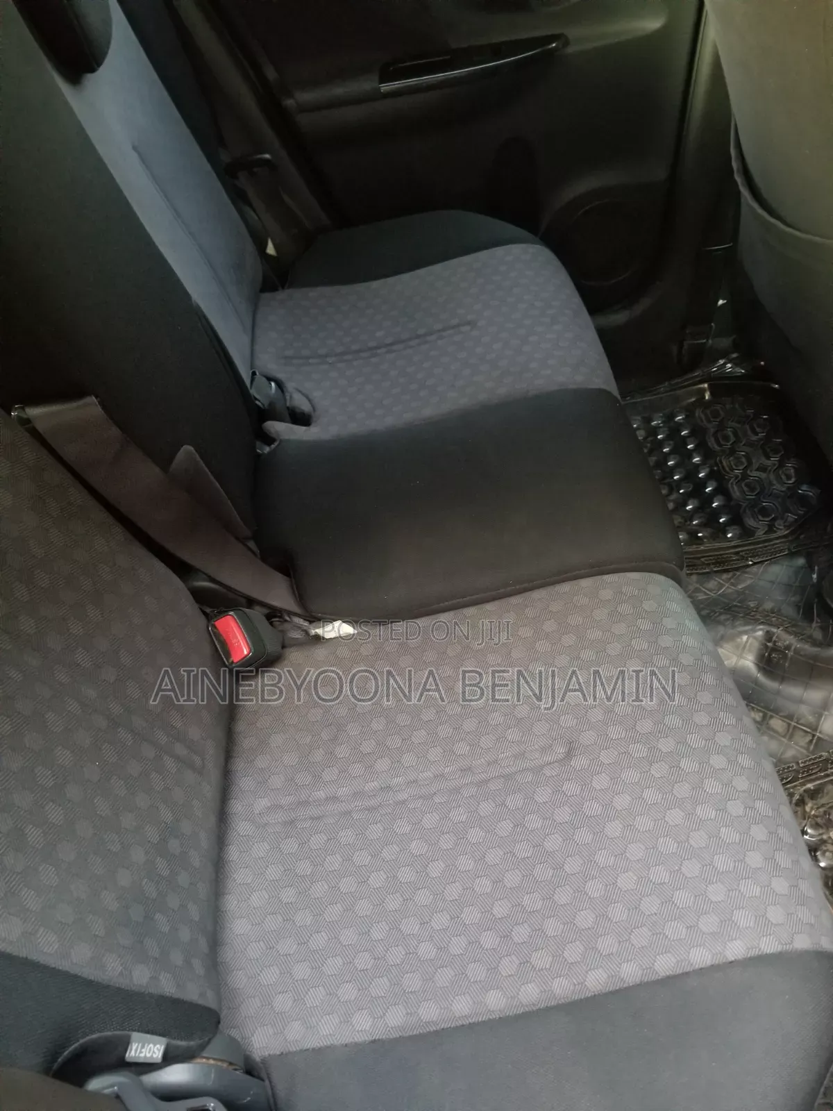 Toyota IST 2009 Silver