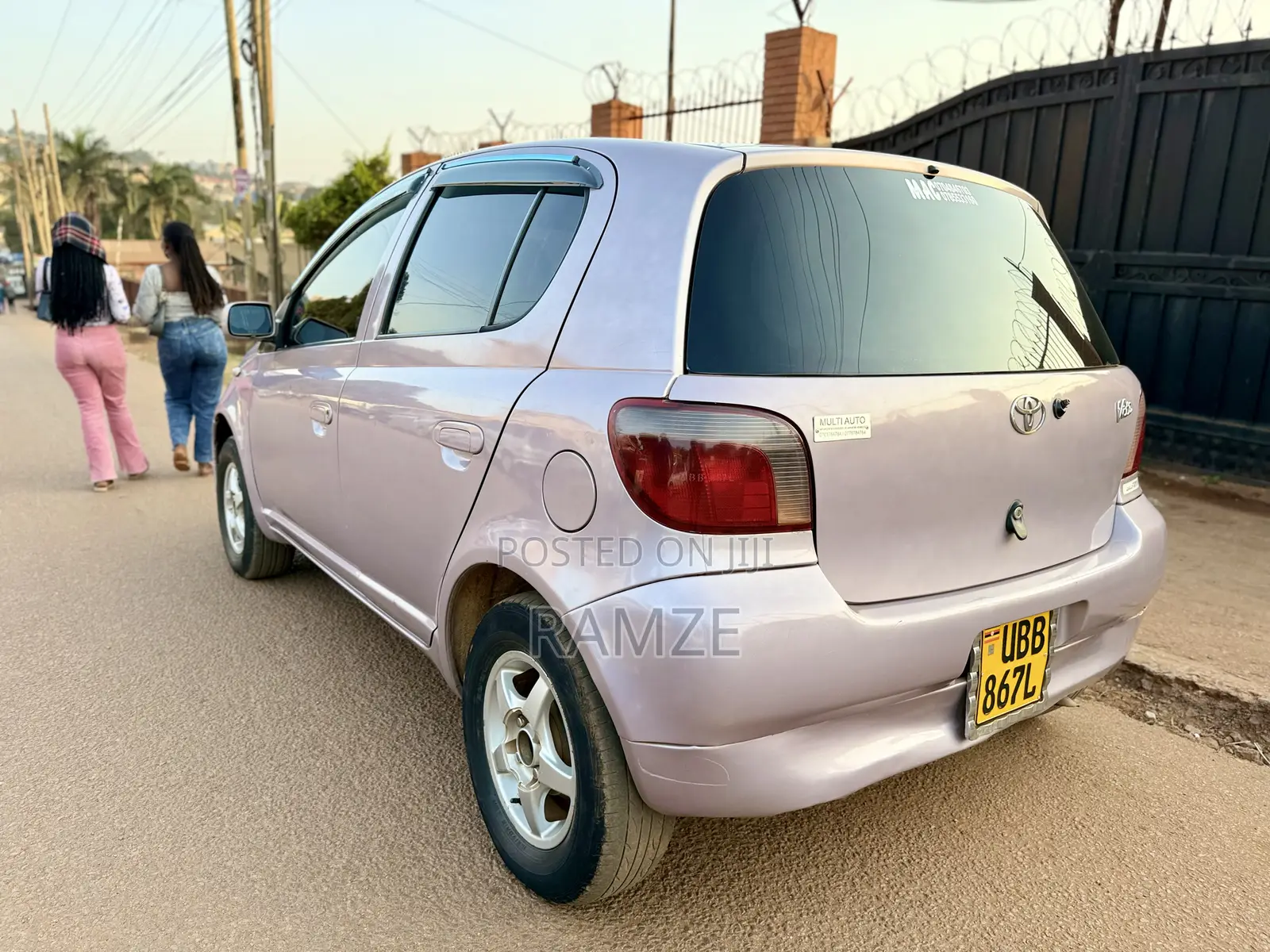 Toyota Vitz 2002