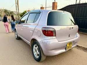 Toyota Vitz 2002