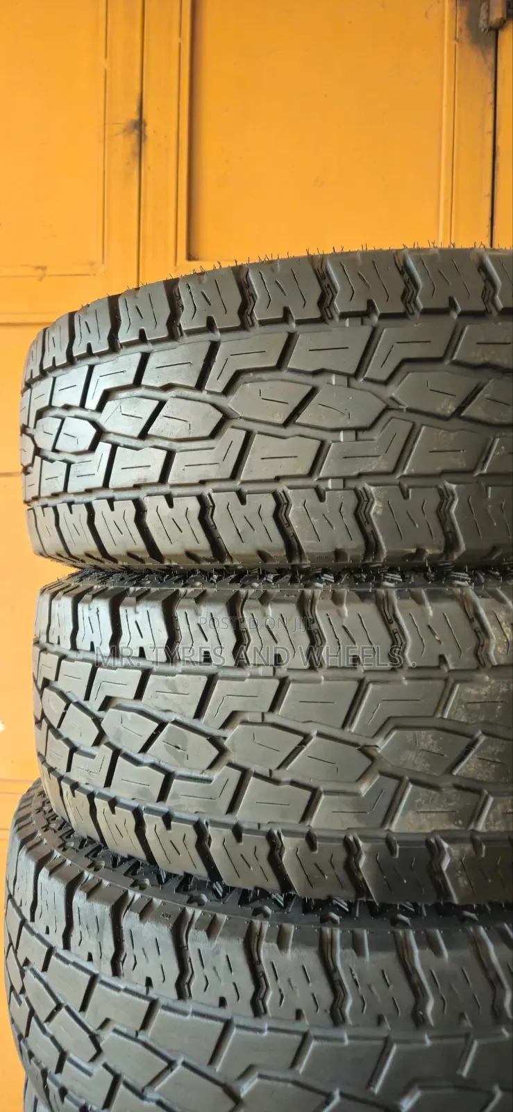 225 65 R17 Mud Rage Rt Max Inbox Me I Deliver at Ur Home .