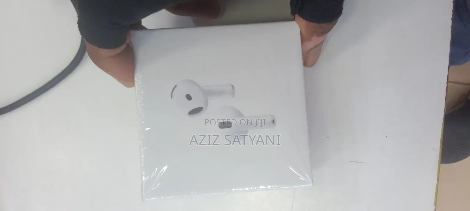 Apple Airpods 33 Noise Cancellation