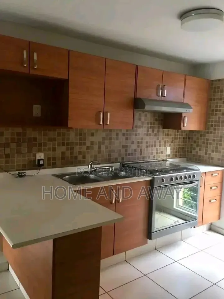 Lukman Ugandan Standard Kitchen Cabinets 800,000/- Per Running Meter