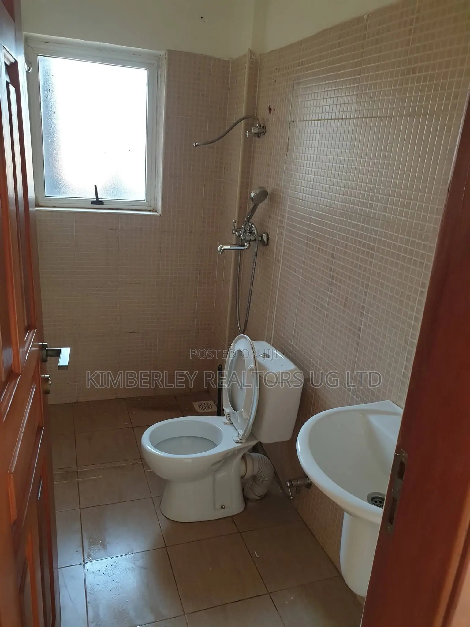 3bdrm Condo in Mukono TC for sale