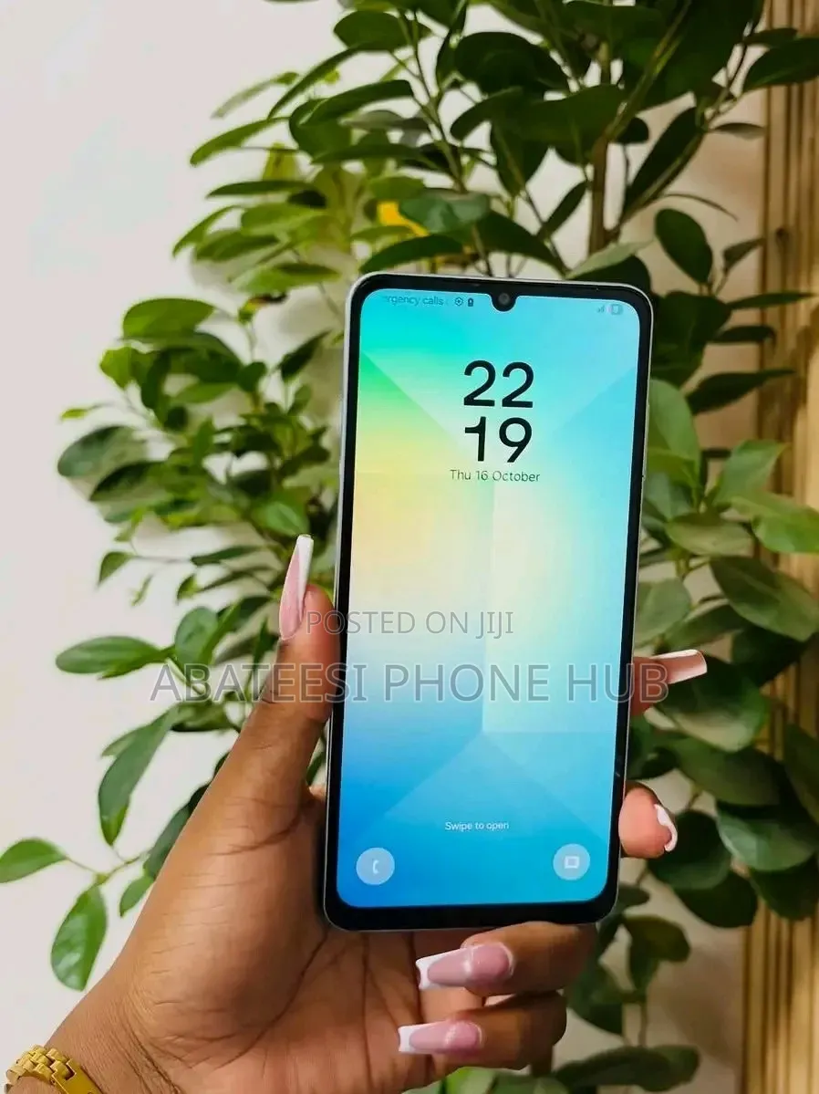 New Samsung Galaxy A06 128 GB White