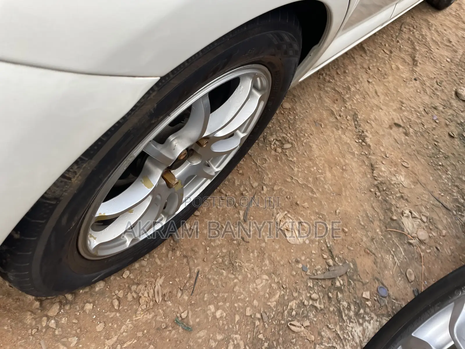 Toyota Corolla Rumion 2012 White