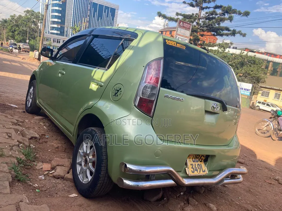 Toyota Passo 2008 Green